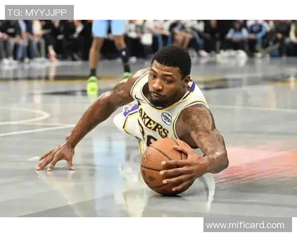 马库斯斯马特的篮球之路与防守大师的荣耀时刻